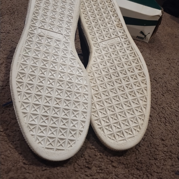 Shoes - Picture 2 of 12